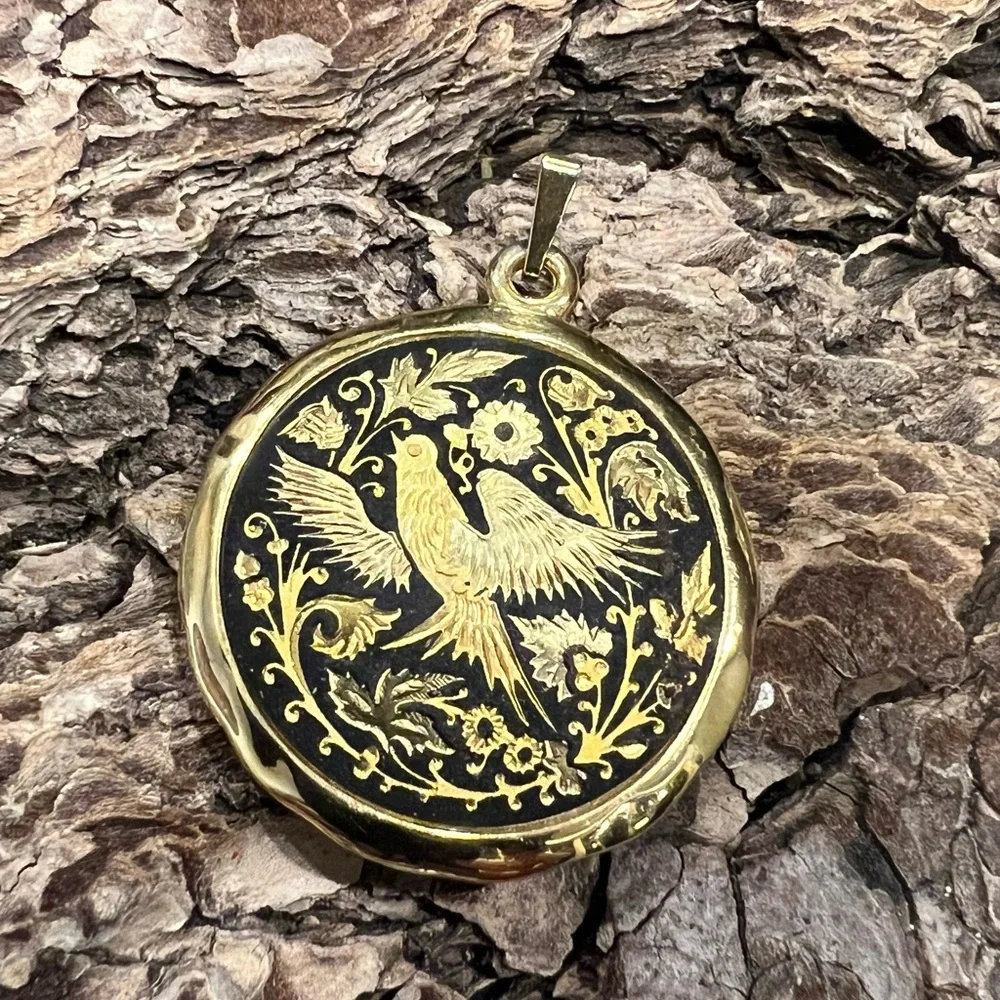Toledo Spain Damascene Pendant Bird Flora Scene Gold SilverTone Black Inlay 2” - Picture 3 of 5